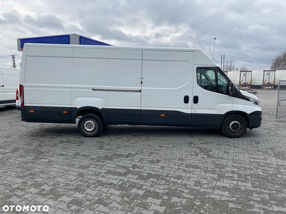 Iveco 13S35 - 3