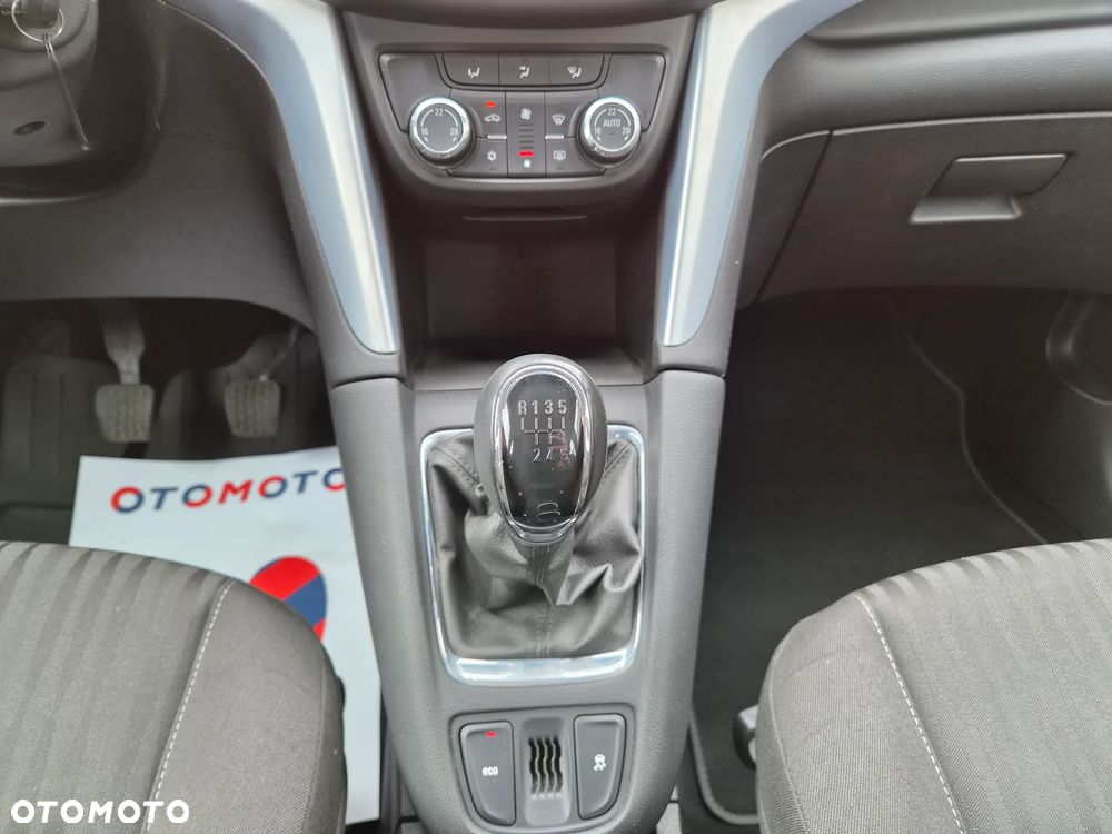 Opel Zafira - 28