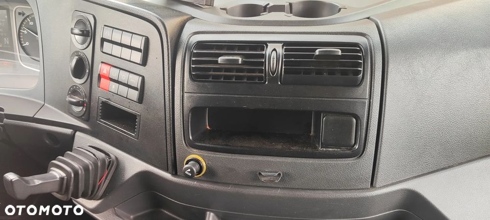 Mercedes-Benz ATEGO - 16