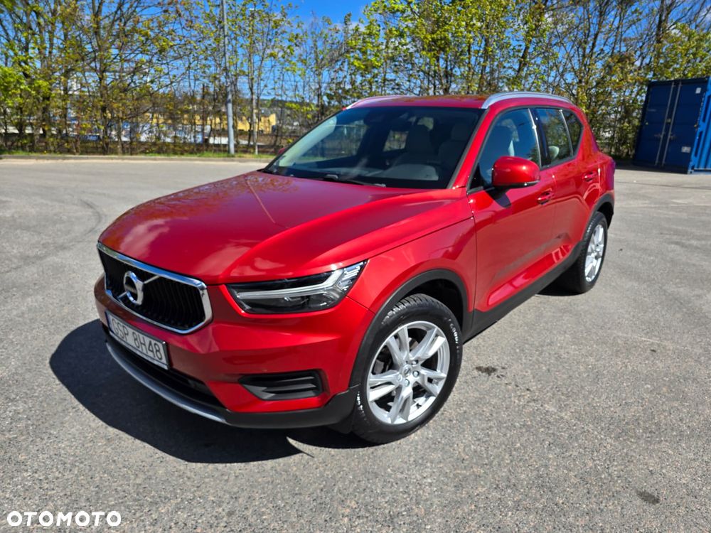 Volvo XC 40 T3 Momentum - 1