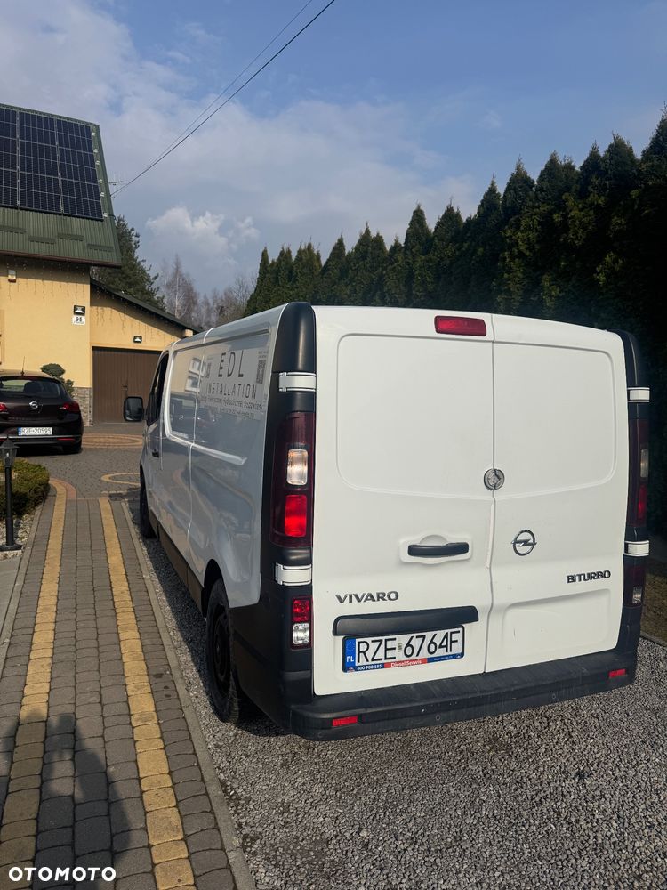 Opel Vivaro - 5