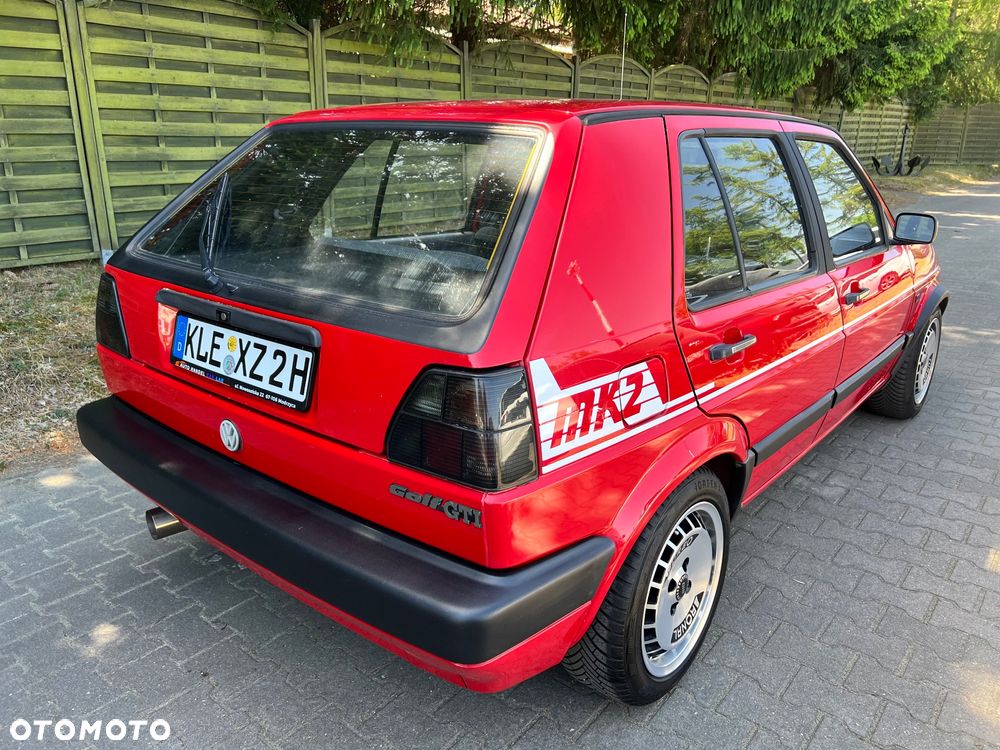 Volkswagen Golf - 12