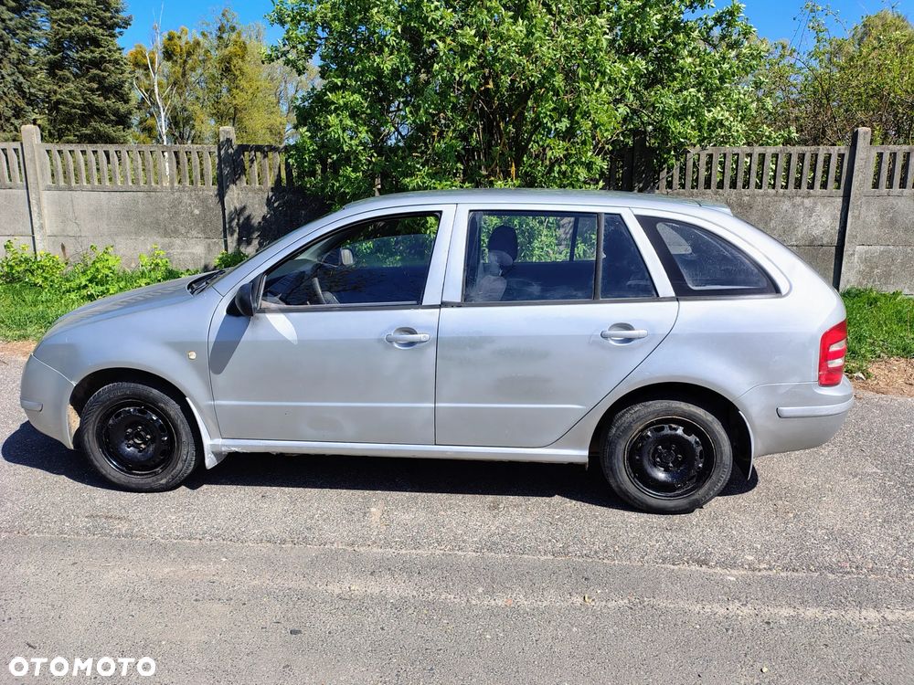 Skoda Fabia - 5
