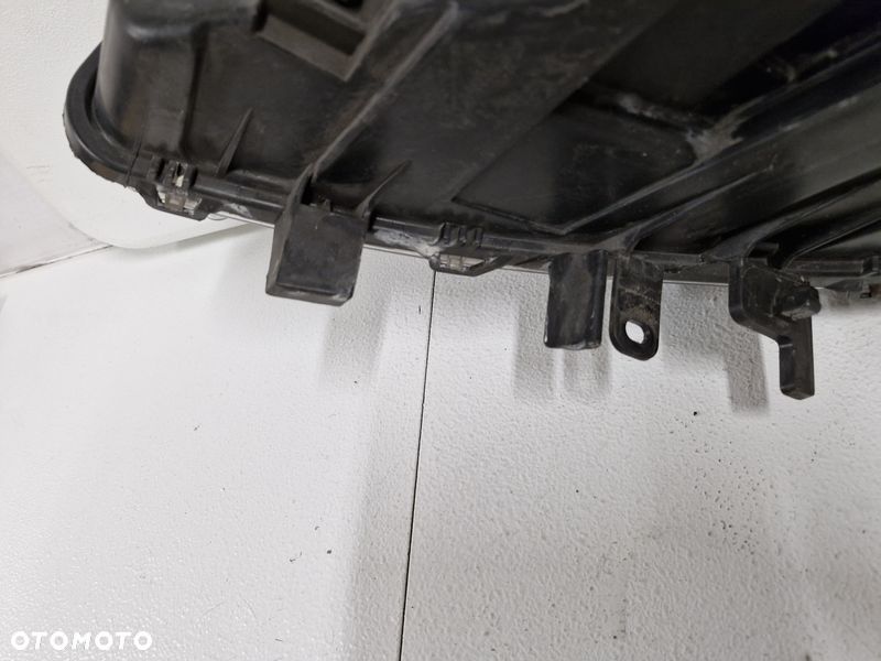 RENAULT LAGUNA III 3 LIFT LAMPA REFLEKTOR PRAWY PRZÓD PRZEDNIA UK - 15