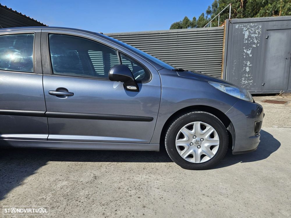 Peugeot 207 1.4 16V Trendy - 9