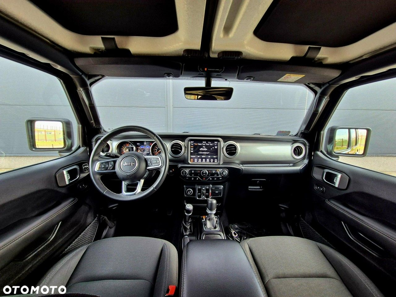 Jeep Wrangler - 21
