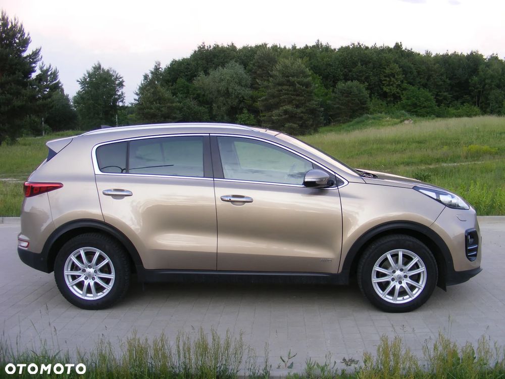 Kia Sportage 2,0 CRDI AWD Platinum - 6