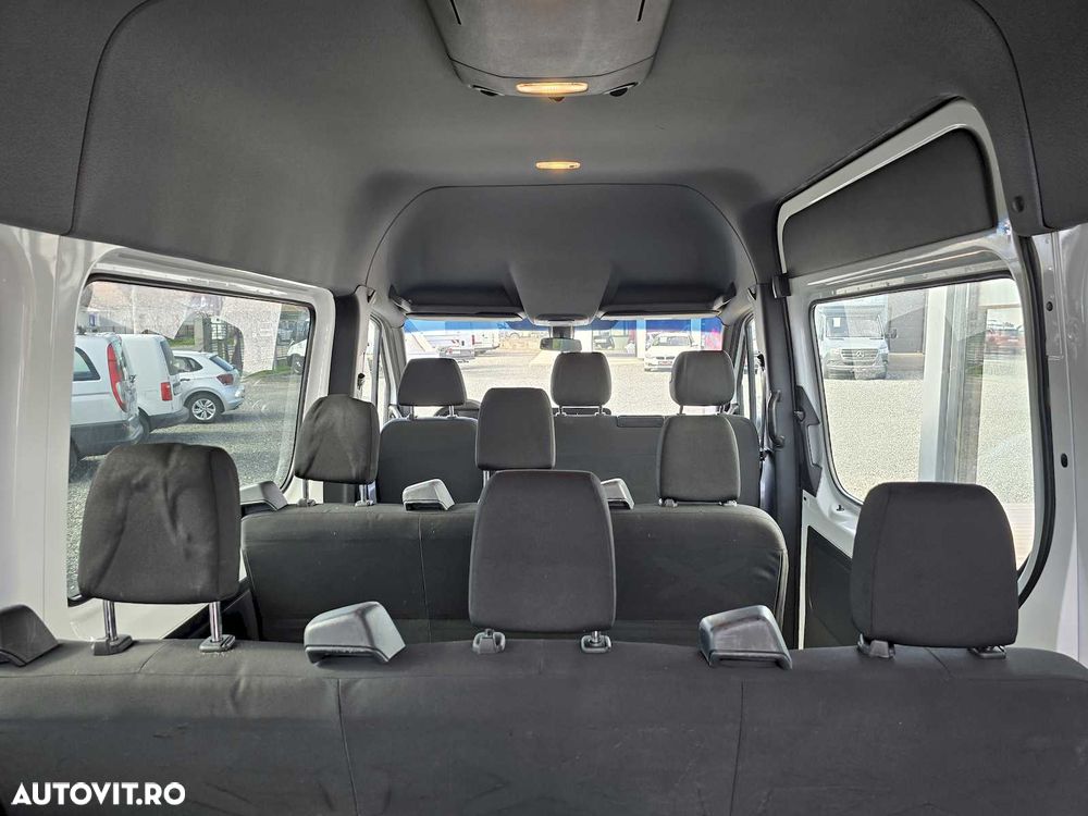 Mercedes-Benz Sprinter - 30