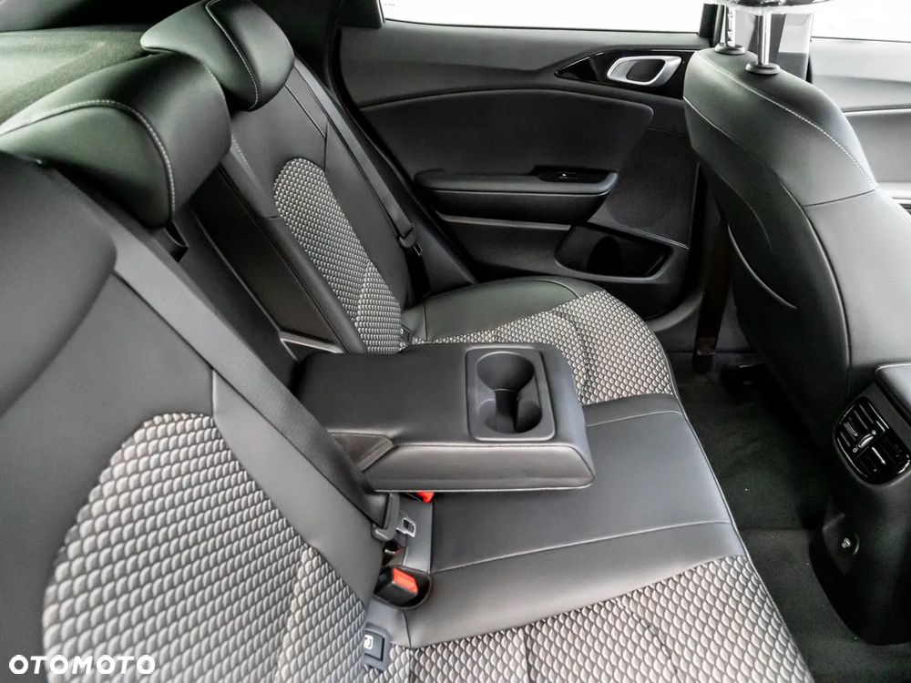 Kia XCeed 1.5 T-GDI L DCT - 17