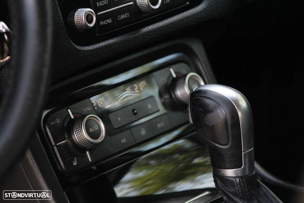 VW Touareg 3.0 TDI V6 - 41