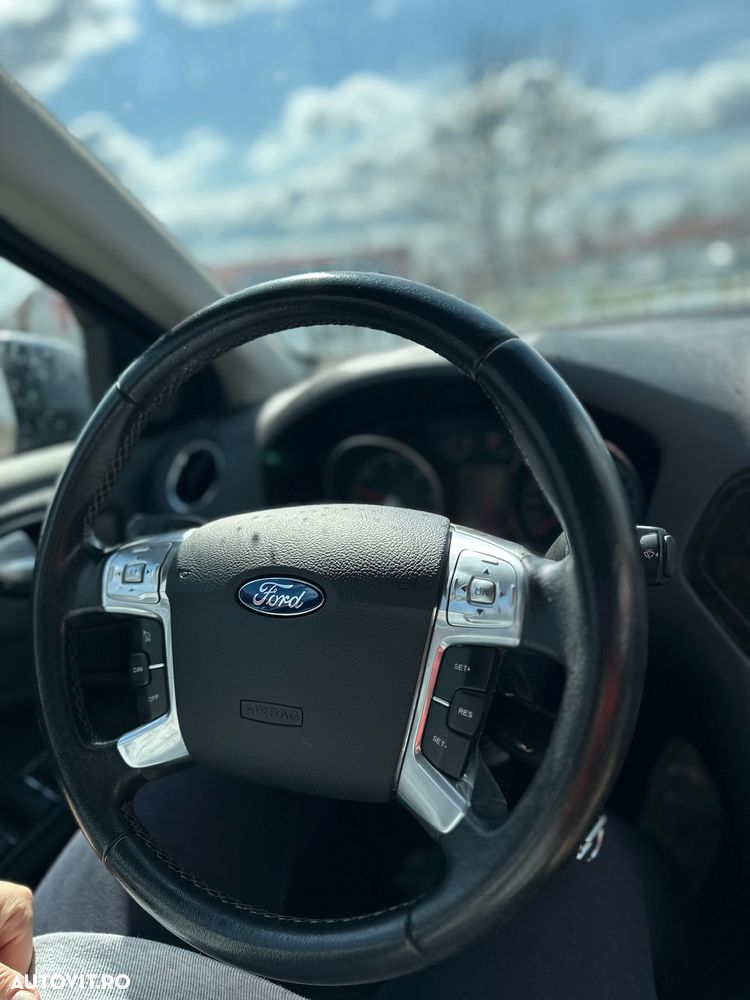 Ford Mondeo 2.0 TDCI Ghia - 4