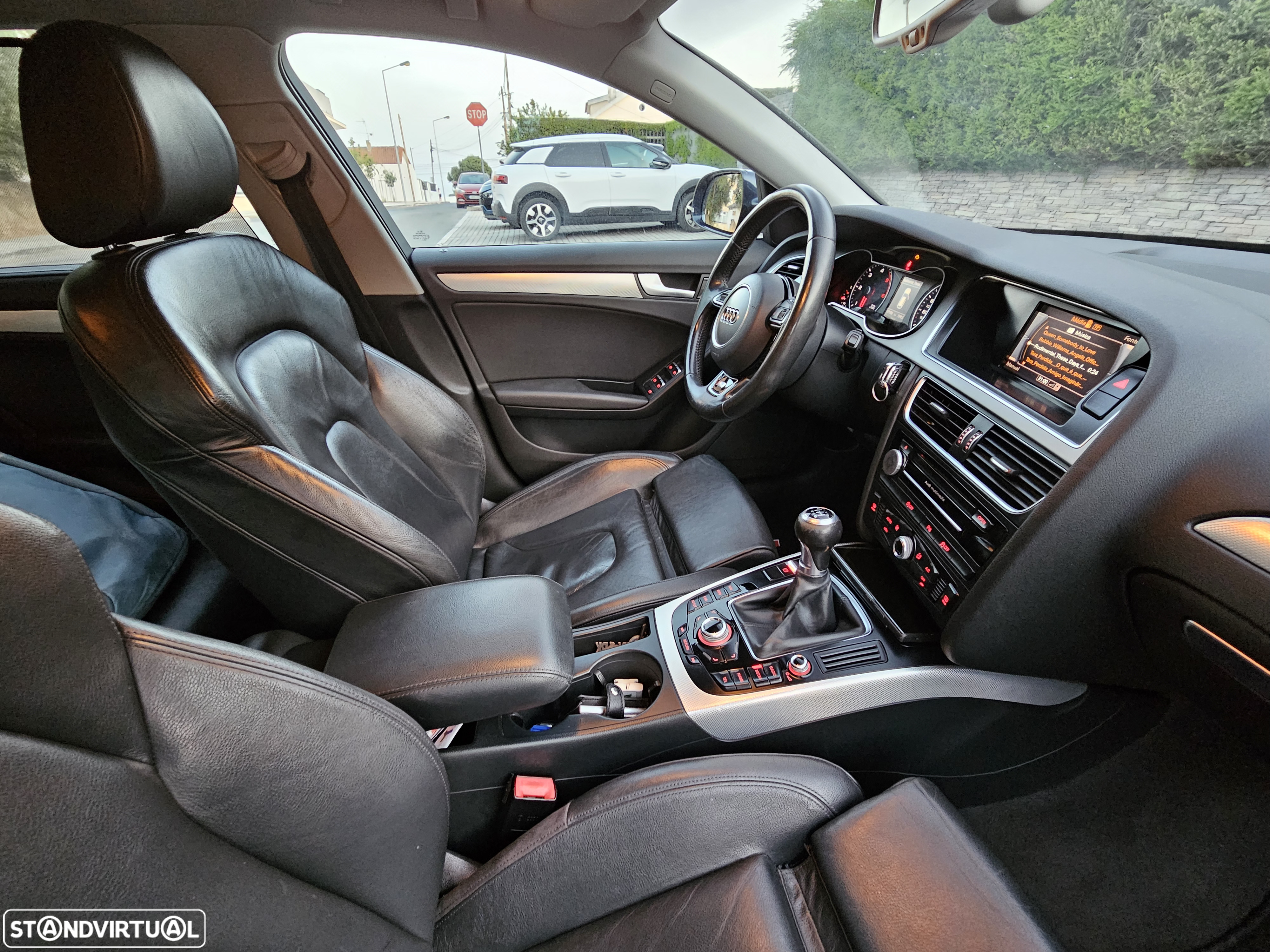 Audi A4 Avant 2.0 TDI Business Line S-line - 19