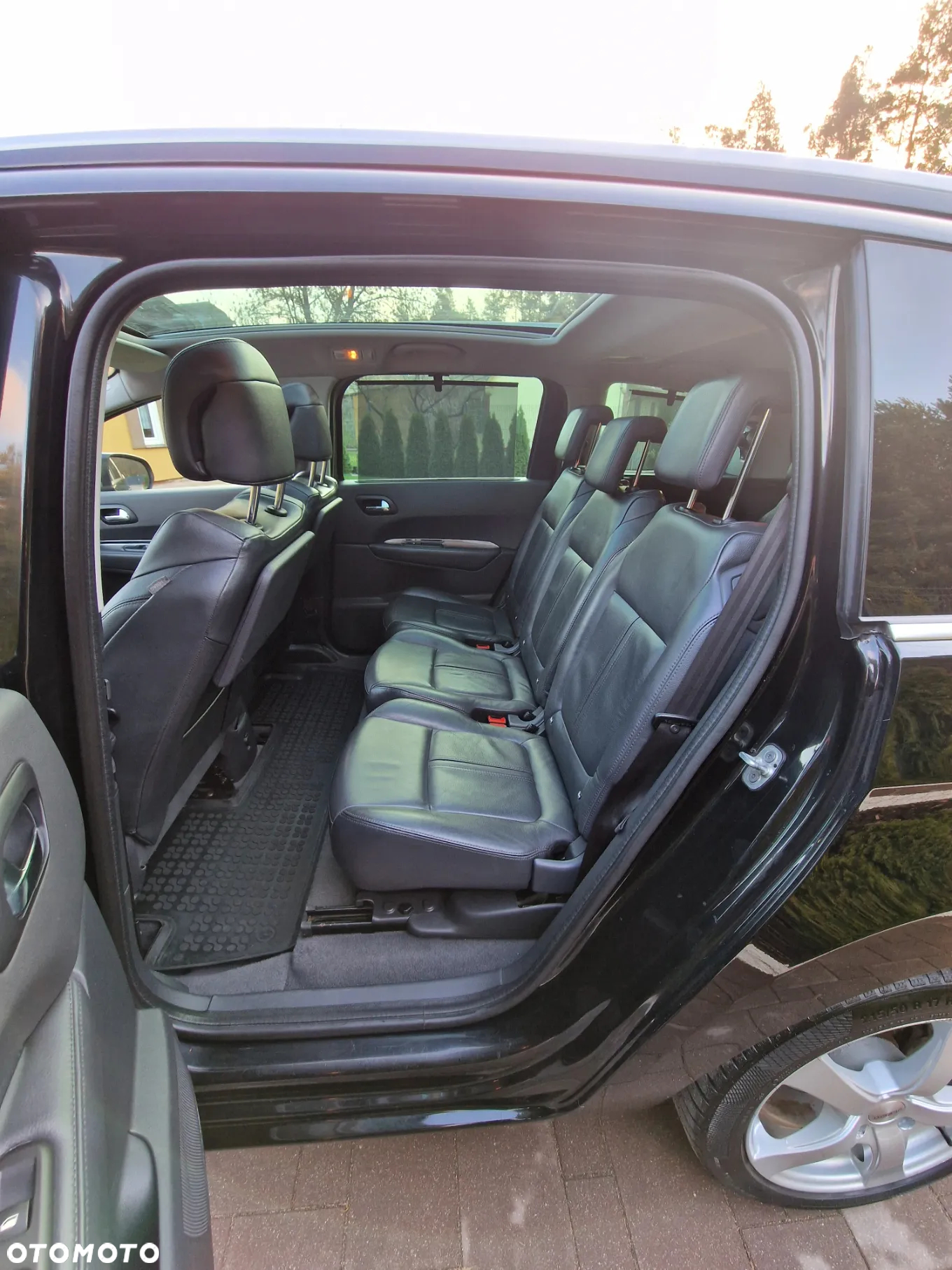 Peugeot 5008 2.0 HDi Allure 7os - 25