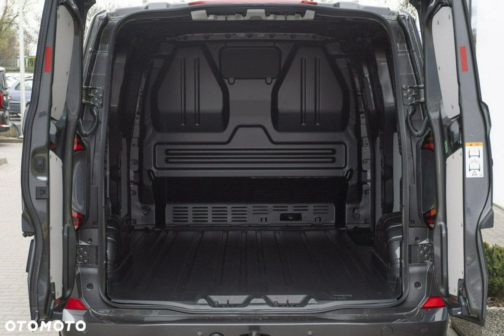 Volkswagen Transporter - 12