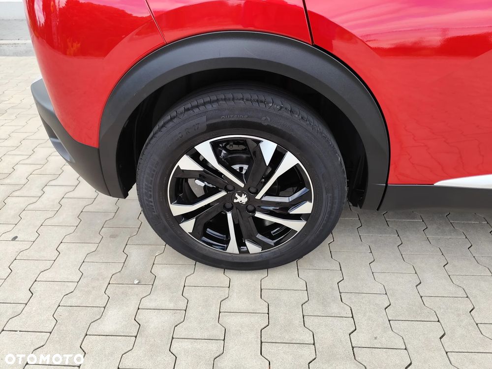 Peugeot 2008 - 6