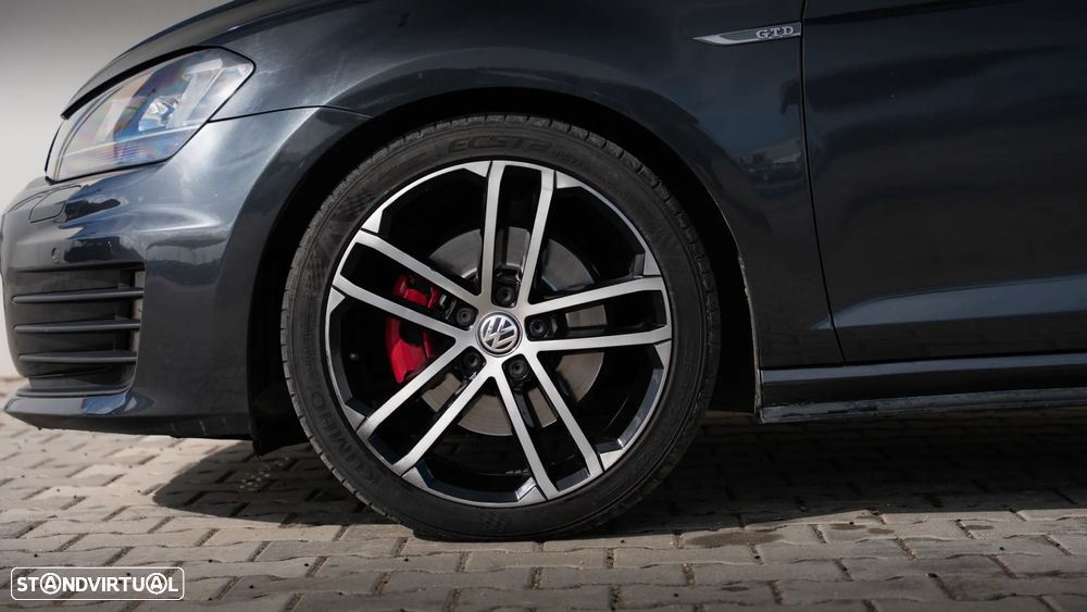 VW Golf 2.0 TDi GTD DSG - 9