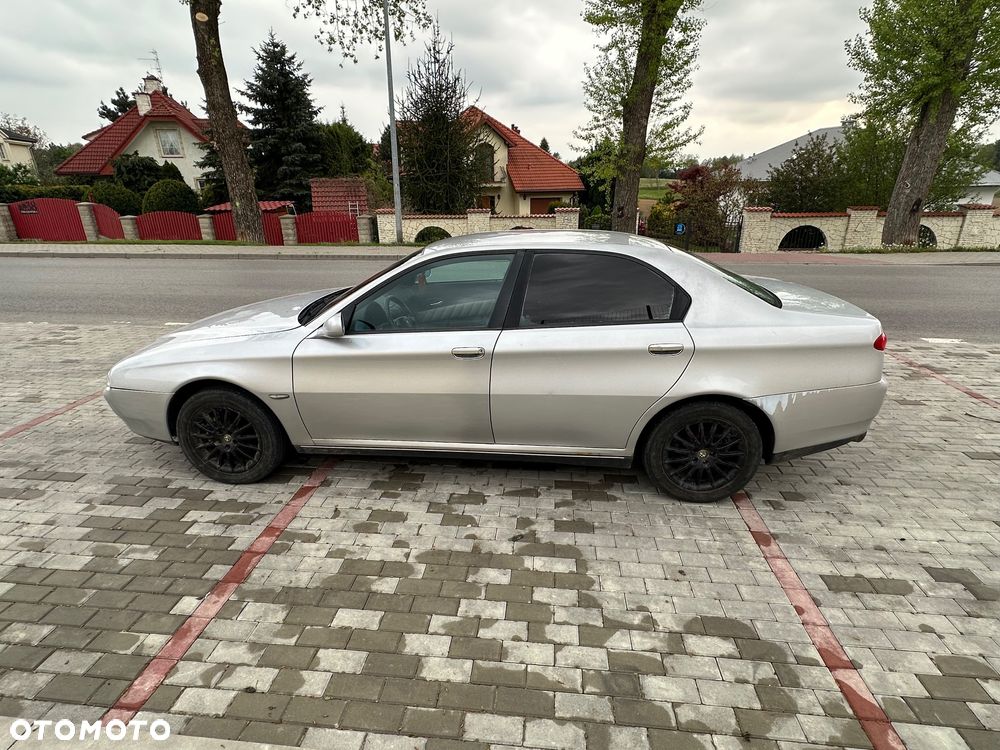 Alfa Romeo 166 2.4 JTD Progression - 7