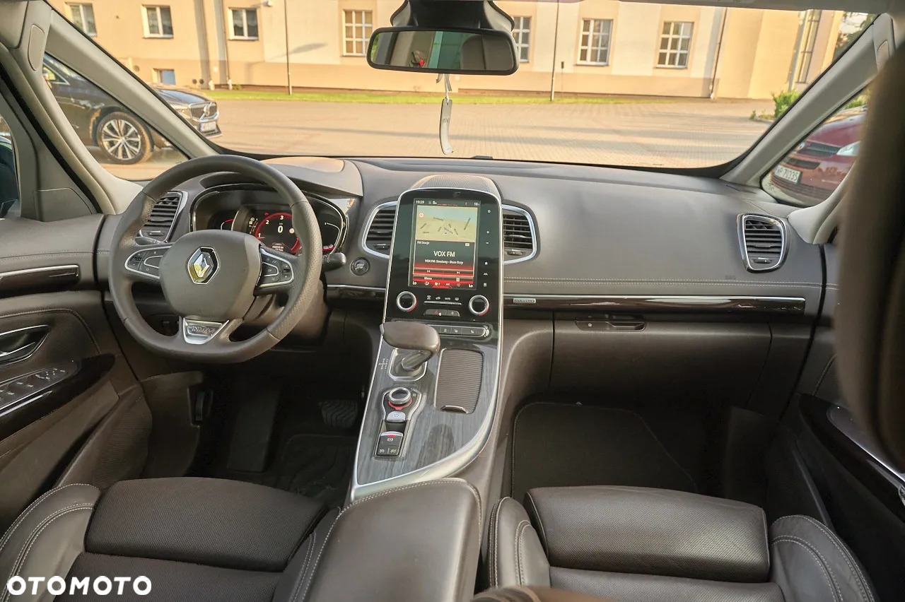 Renault Espace 1.6 dCi Energy Initiale Paris EDC 7os - 29