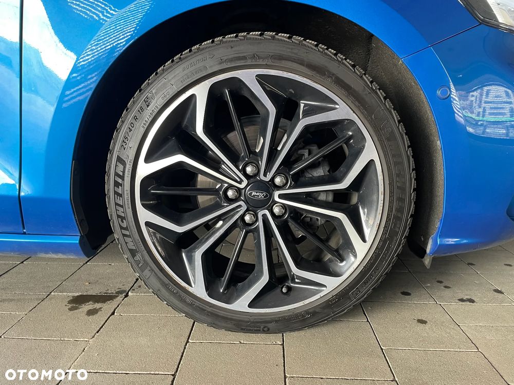 Ford Focus 1.0 EcoBoost ST-Line - 26