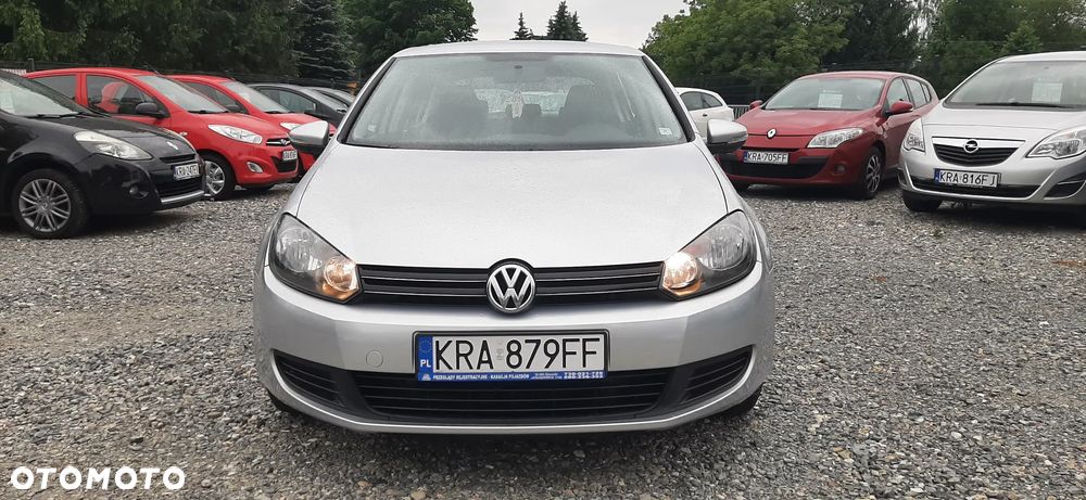 Volkswagen Golf - 22