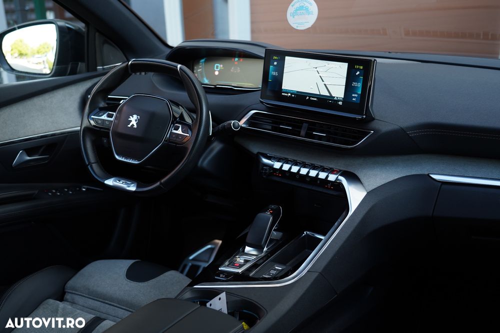 Peugeot 3008 PHEV EAT8 4X4 GT Pack - 30