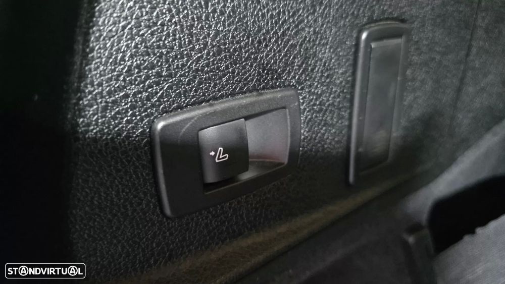 BMW 218 Gran Tourer i 7L Line Sport — fotografia 33