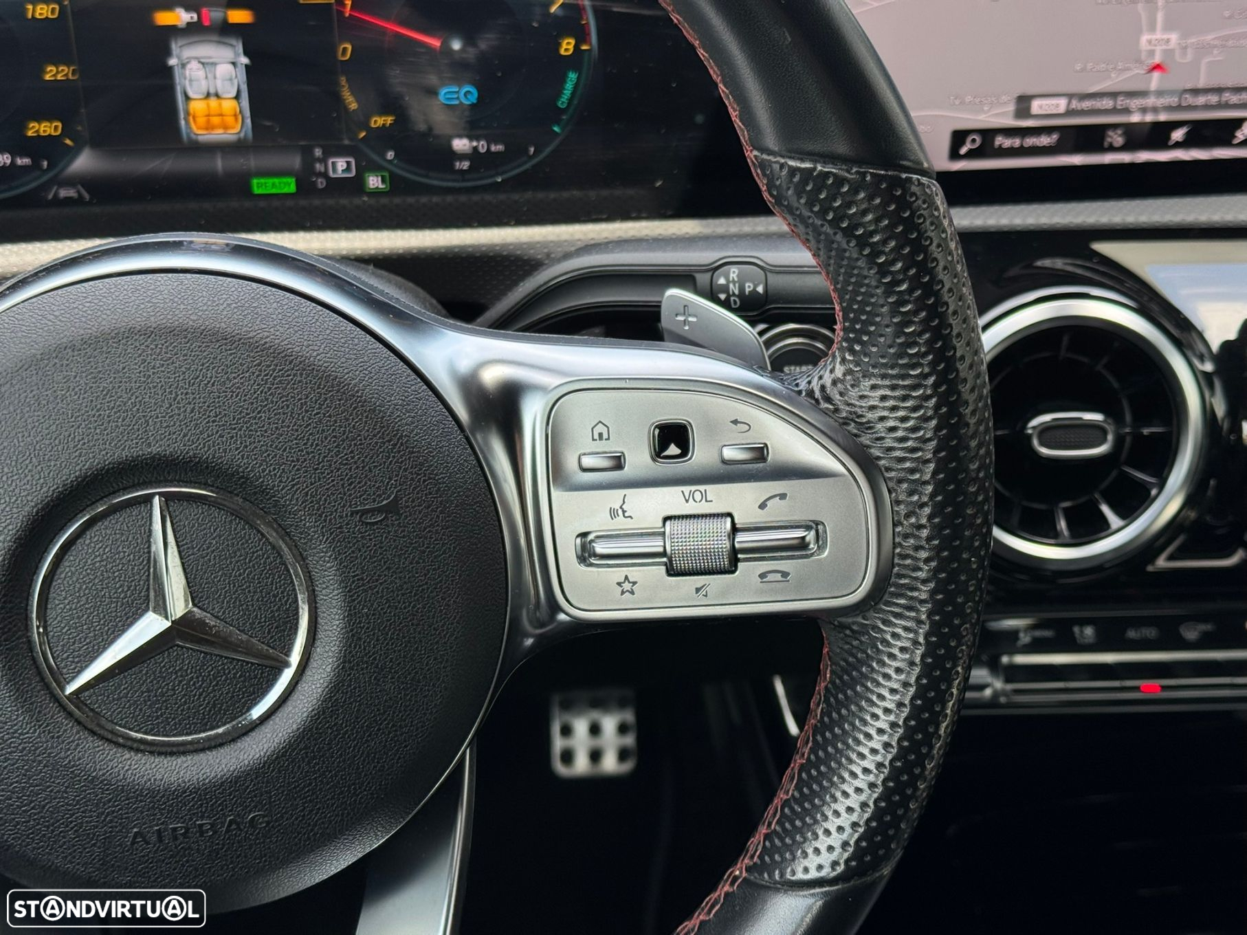 Mercedes-Benz A 250 e AMG Line - 30