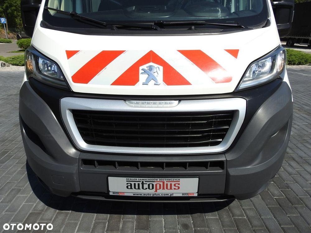 Peugeot BOXER FURGON BRYGADÓWKA  7 MIEJSC 110KM - 16