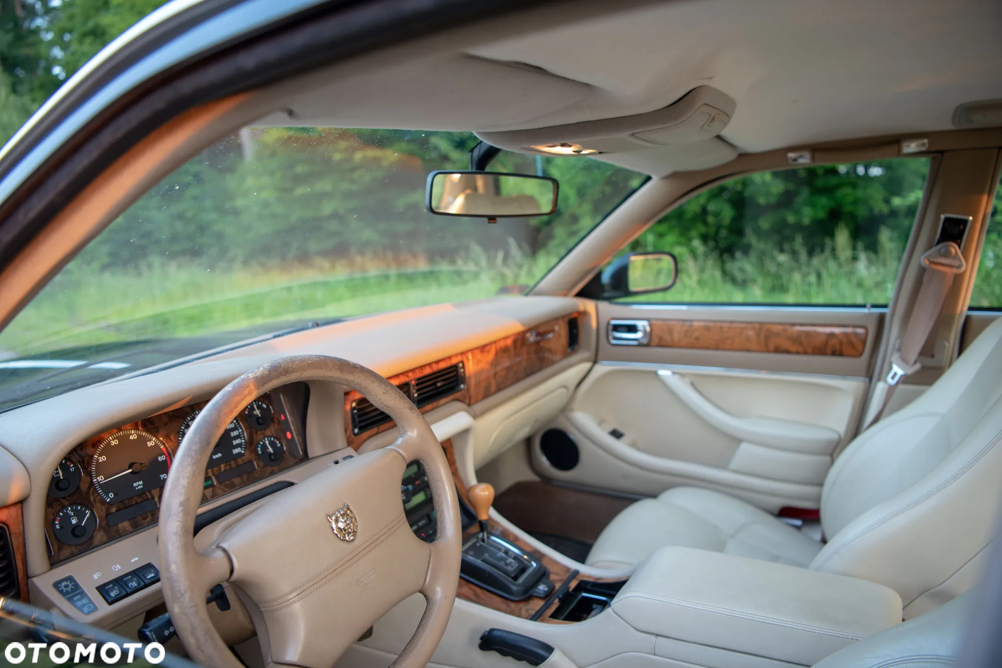 Jaguar XJ - 6