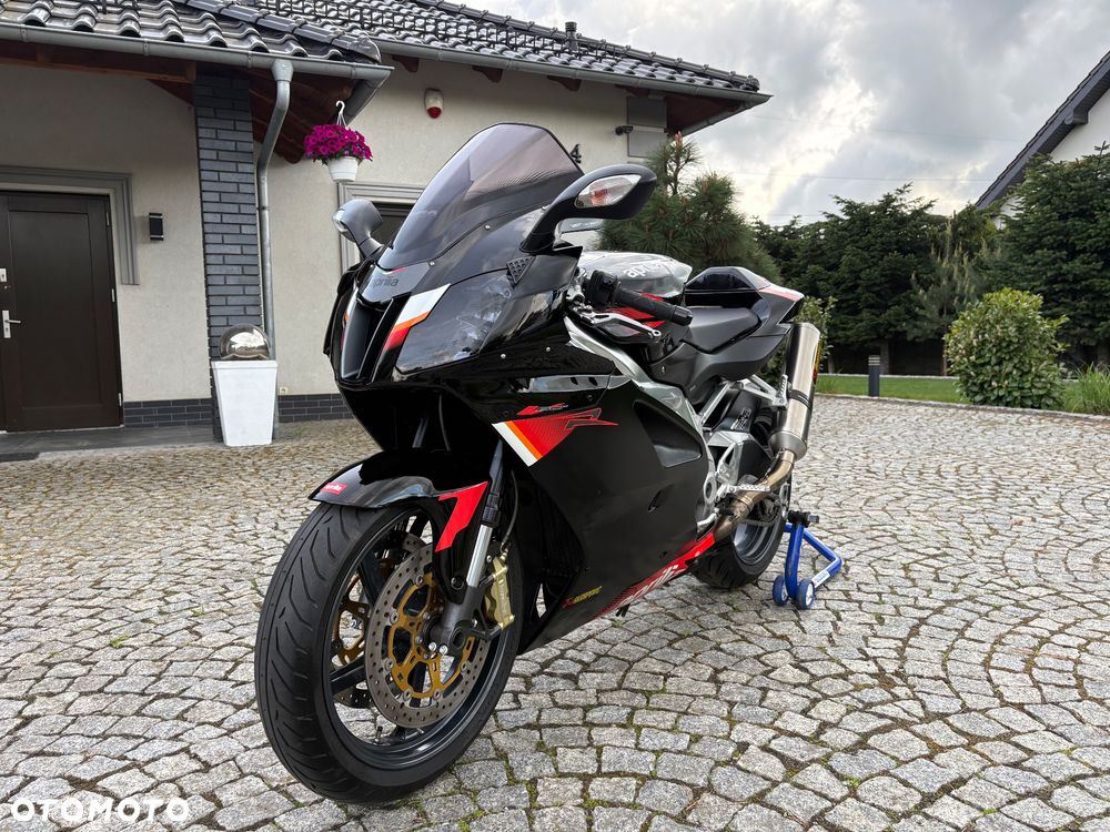 Aprilia RSV - 1