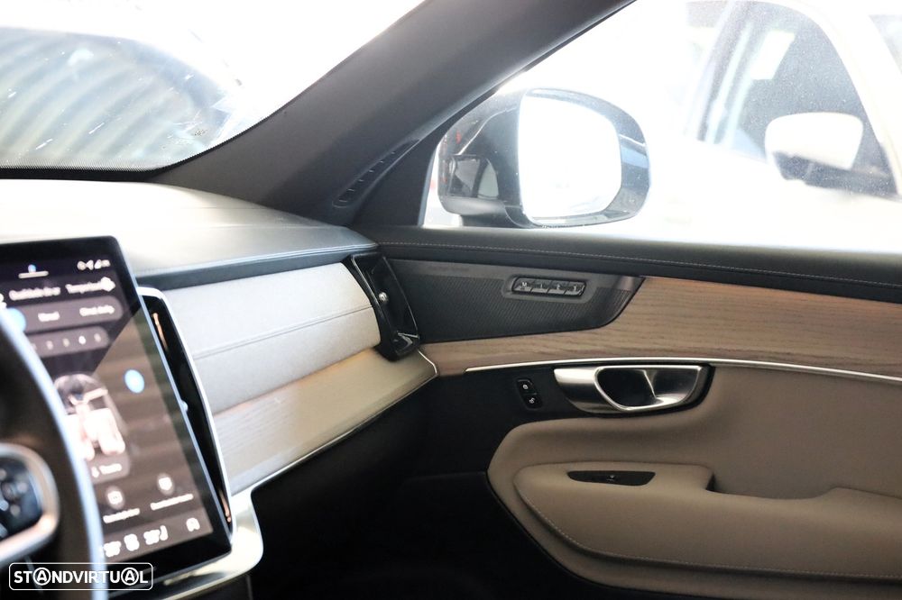 Volvo XC 90 2.0 T8 PHEV Plus Bright AWD - 23