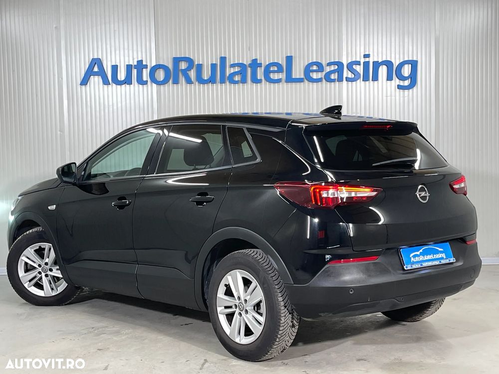 Opel Grandland X 1.2 Start/Stop Automatik Business Edition - 4