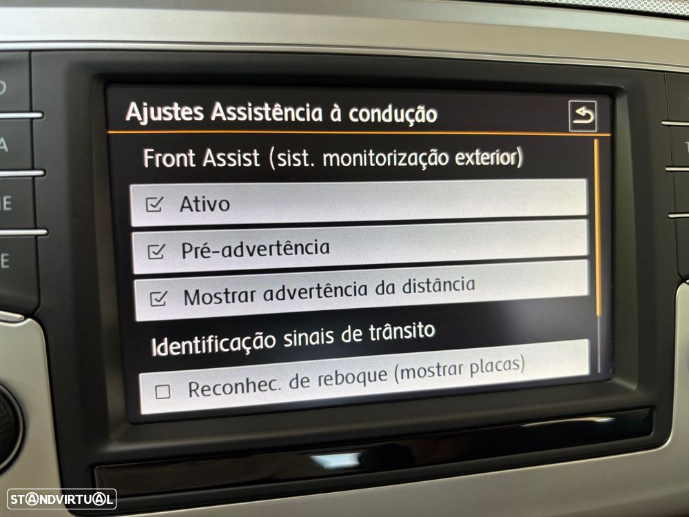 VW Passat Variant 2.0 TDI Confortline - 26