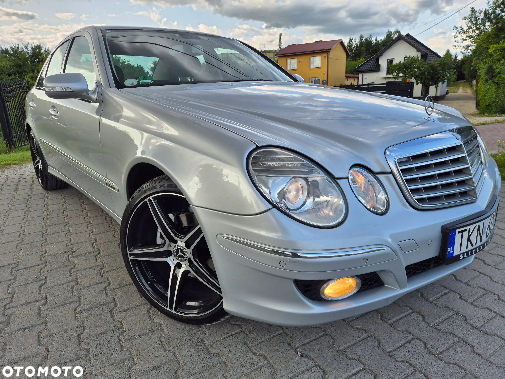 Mercedes-Benz Klasa E 200 CDI Elegance - 1