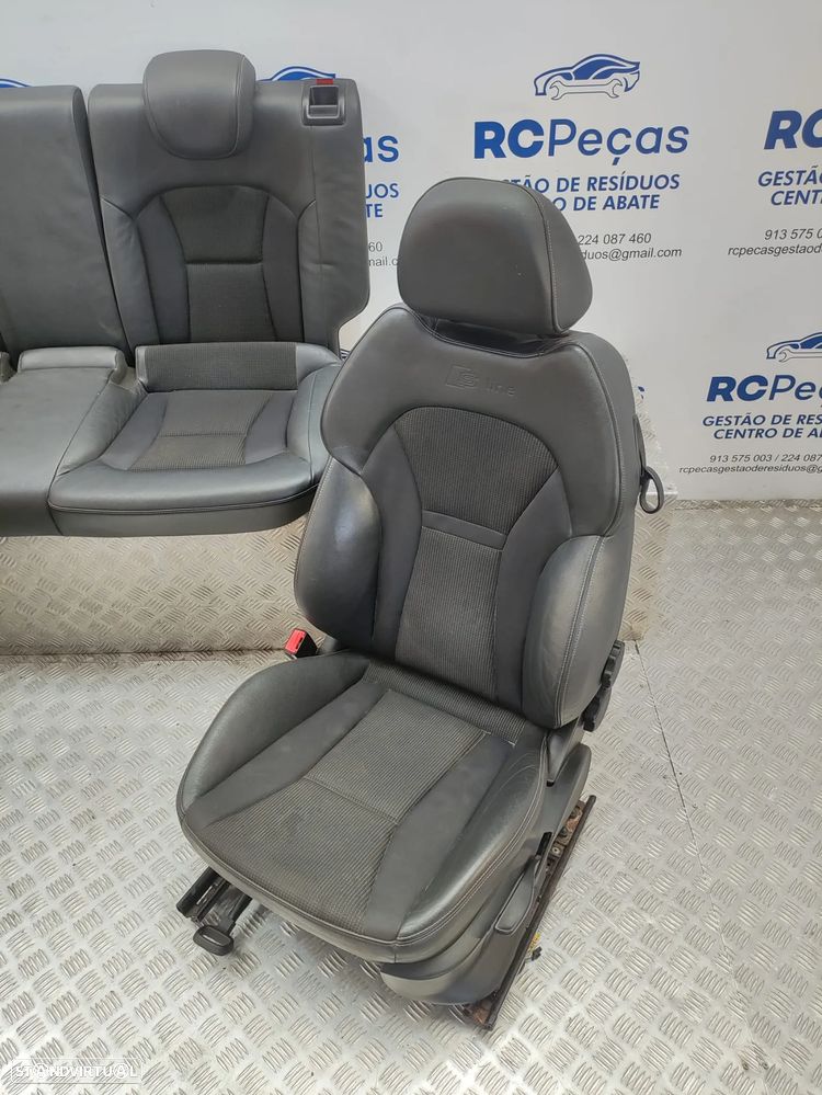 Conjunto Bancos em Pele Tecido Audi A1 8X S-Line S Line - 11