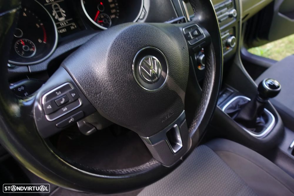 VW Golf Variant 1.6 TDi Highline - 25