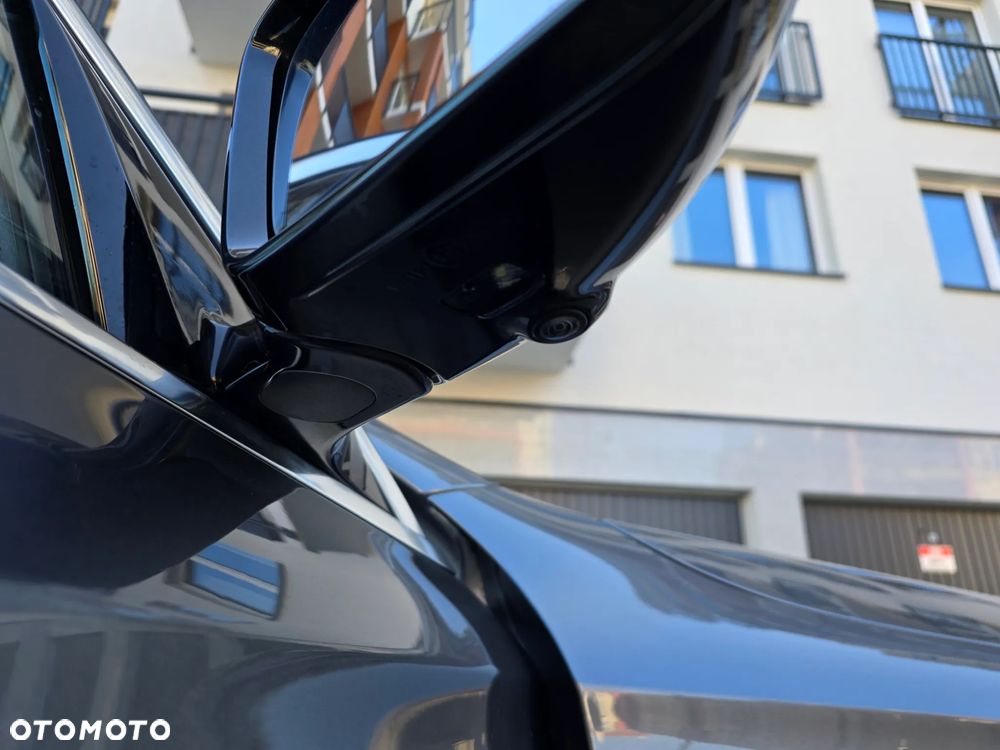 Mercedes-Benz Klasa E 220 d 4-Matic AMG - 29