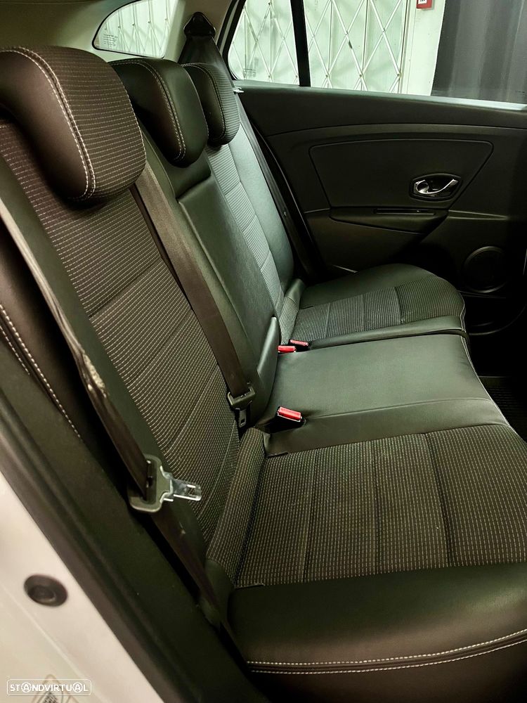 Renault Mégane Sport Tourer 1.5 dCi GT Line - 11