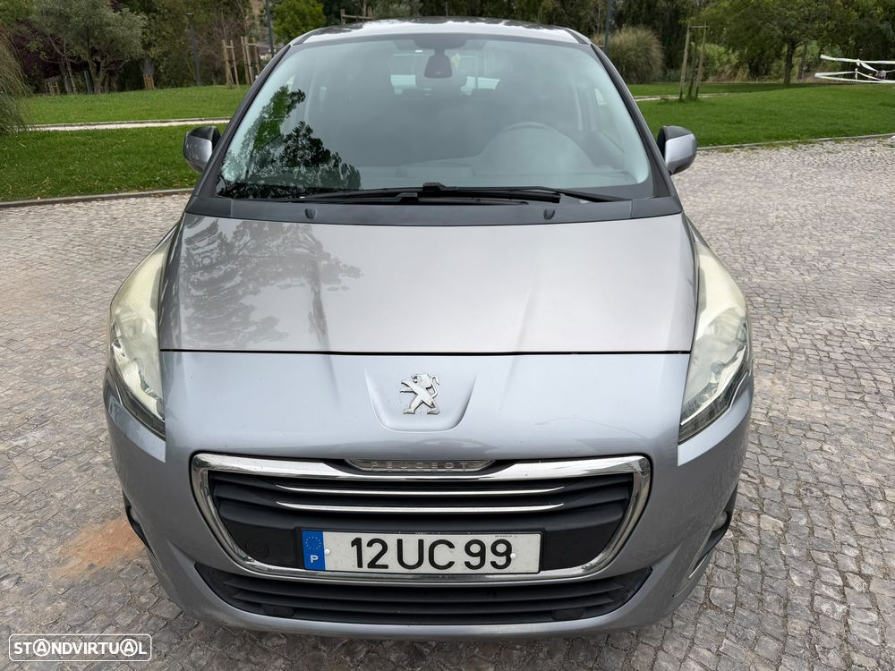Peugeot 5008 - 17