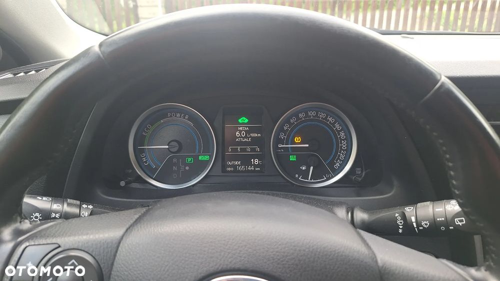 Toyota Auris - 11
