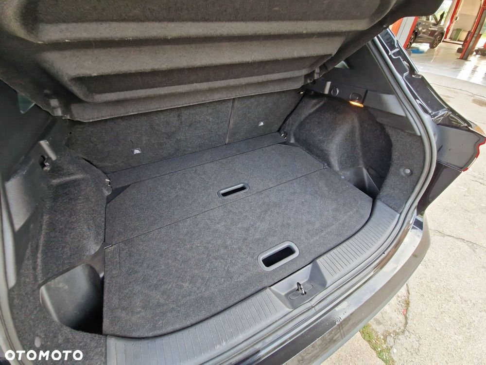 Nissan Qashqai - 12