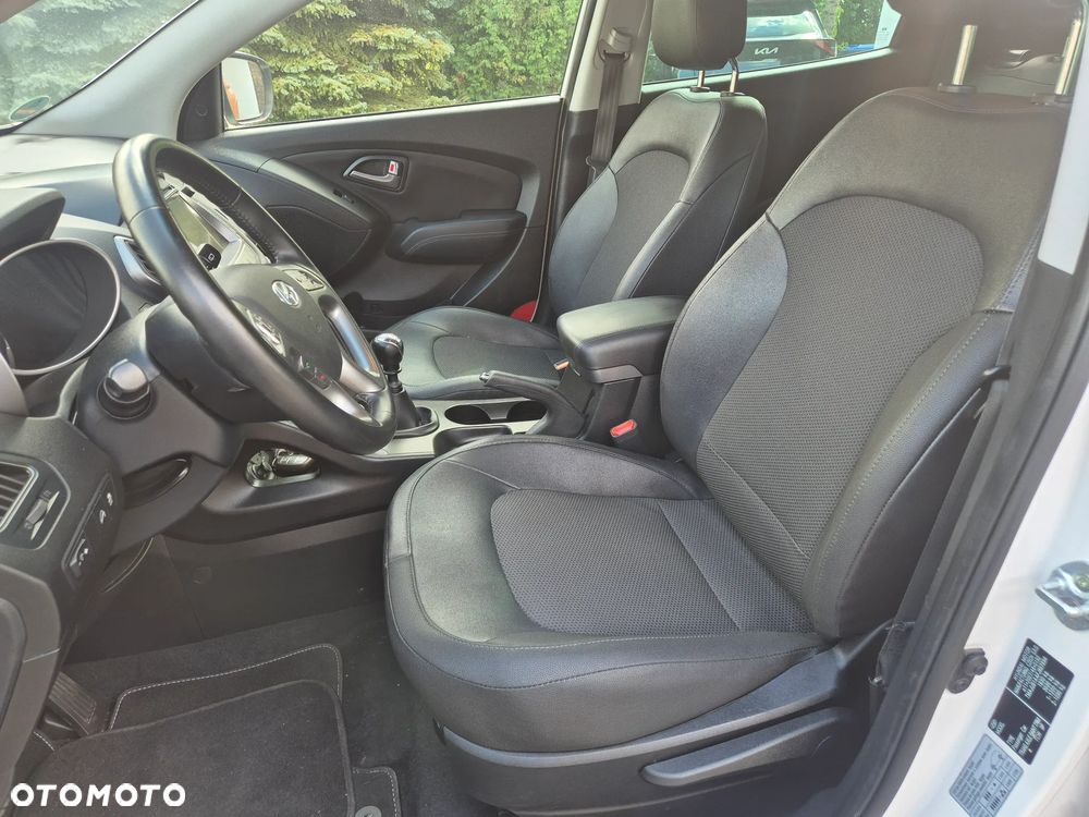 Hyundai ix35 1.6 2WD blue Comfort - 14