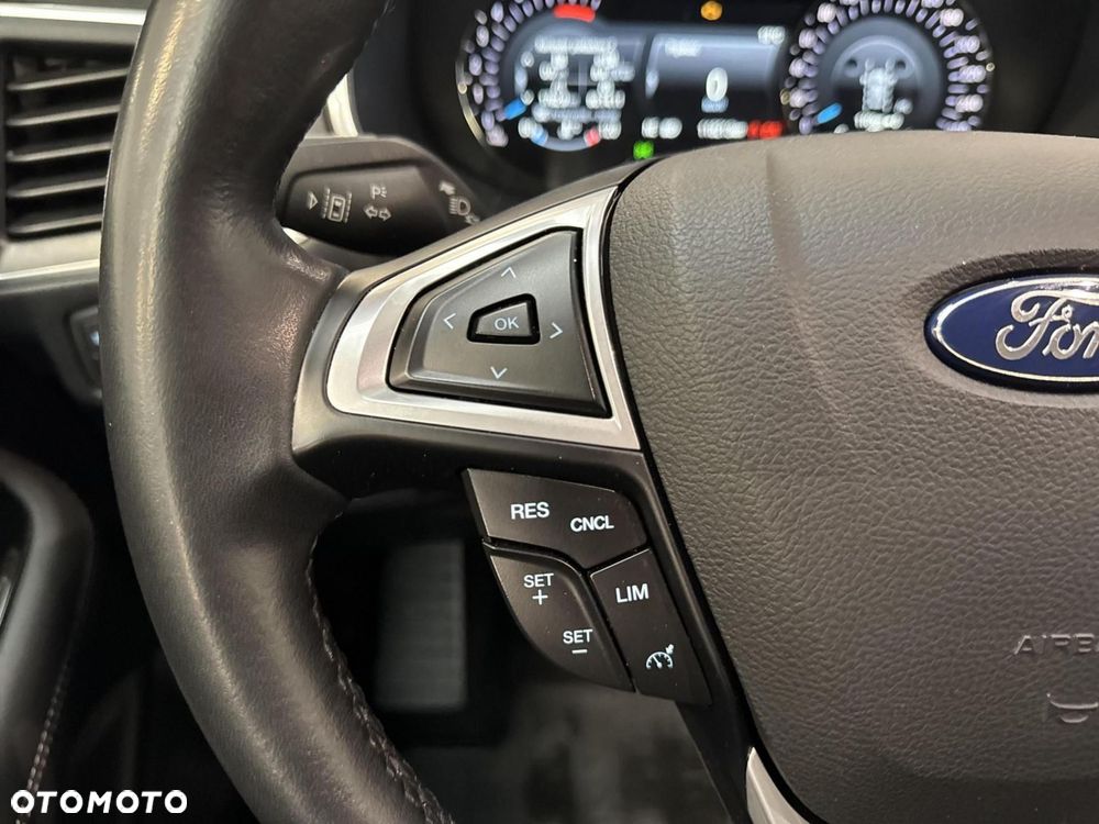 Ford S-Max - 15