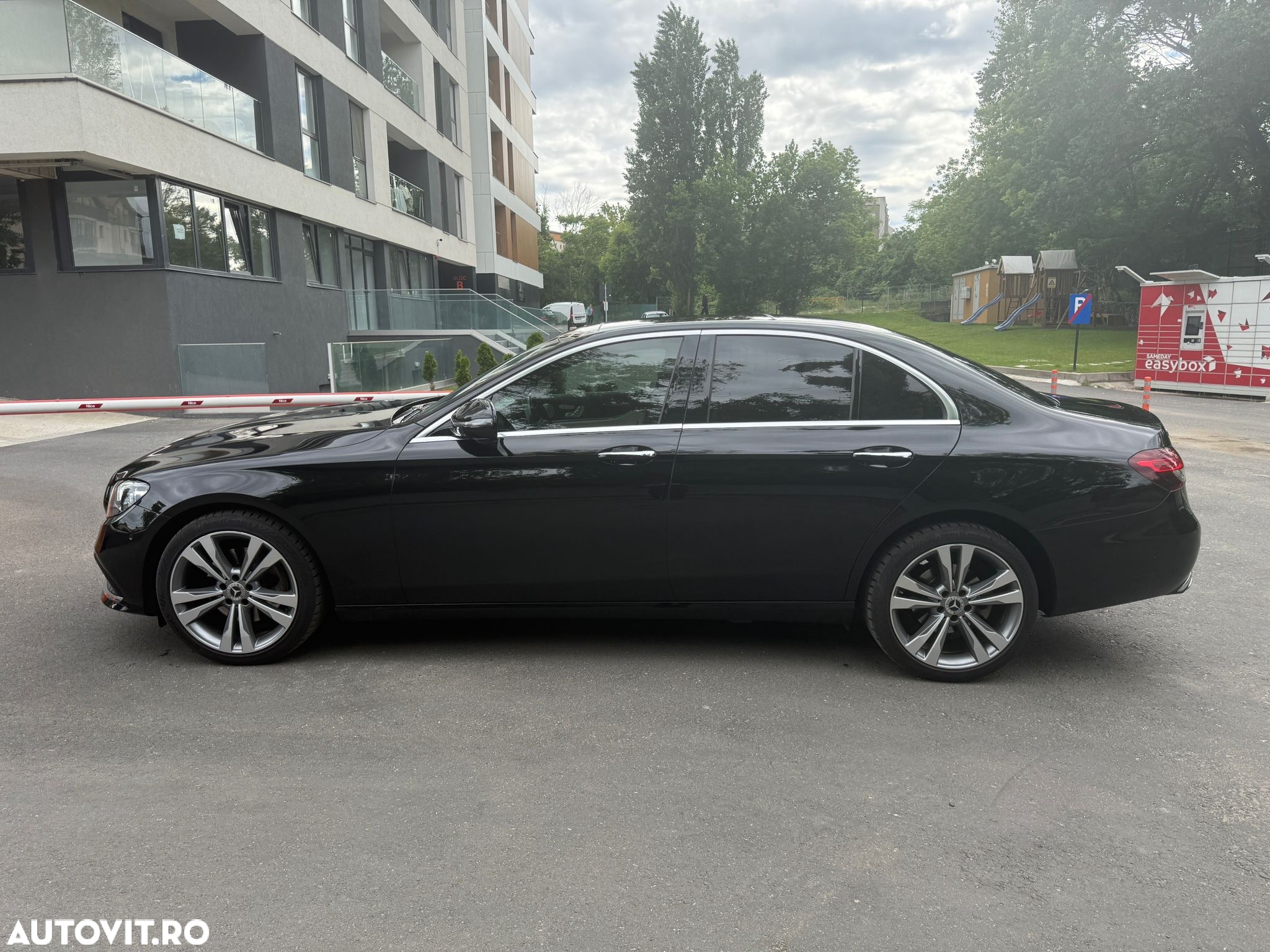 Mercedes-Benz E 220 d 4MATIC Aut. - 10