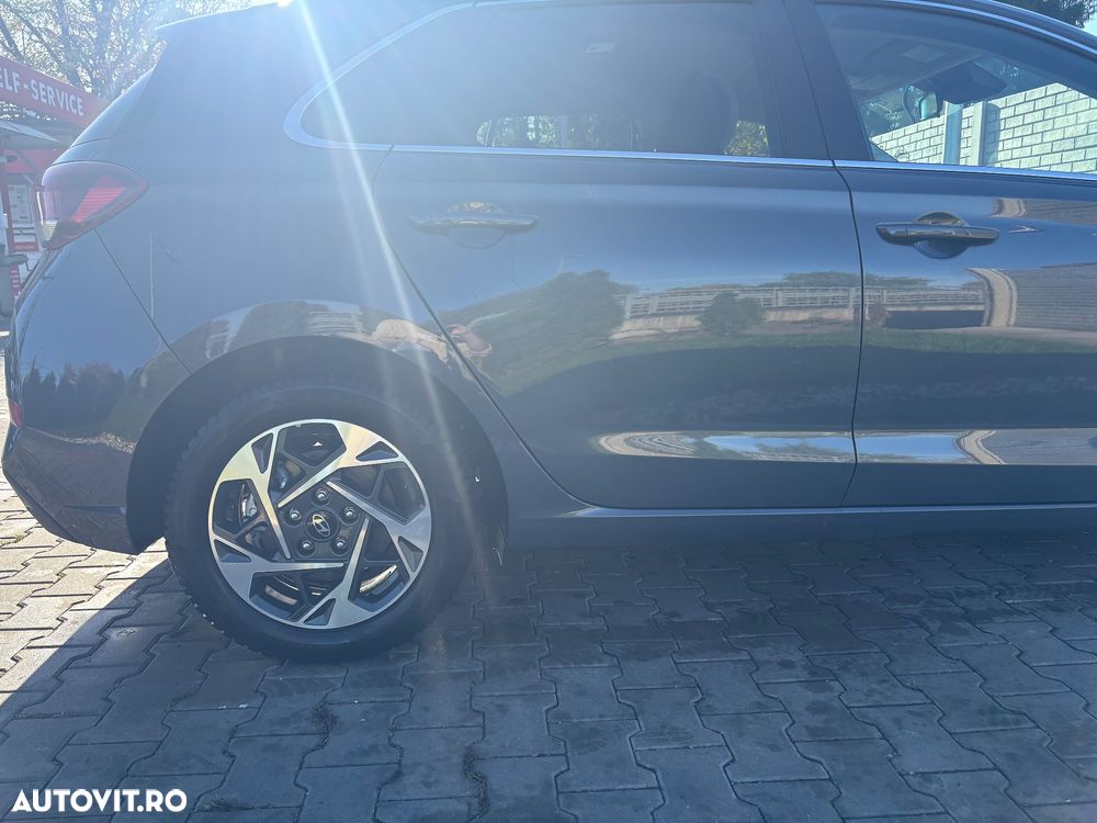 Hyundai i30 1.5 96CP M/T Highway - 4