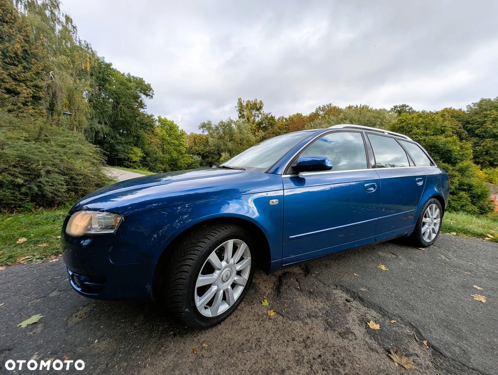 Audi A4 - 1