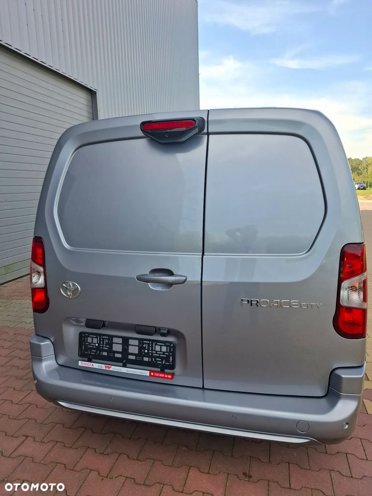 Toyota Proace City L2 1,5-l - 25
