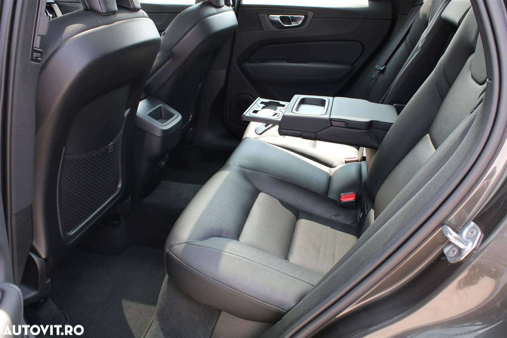 Volvo XC 60 B5 D AWD Geartronic Inscription - 11