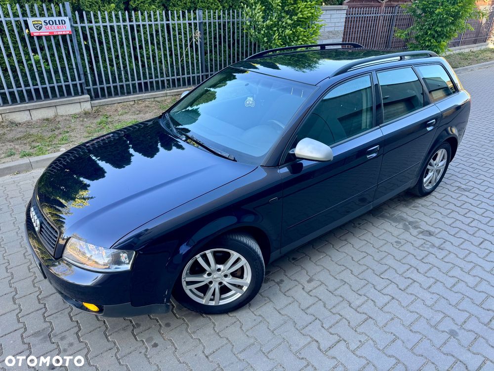 Audi A4 Avant - 10