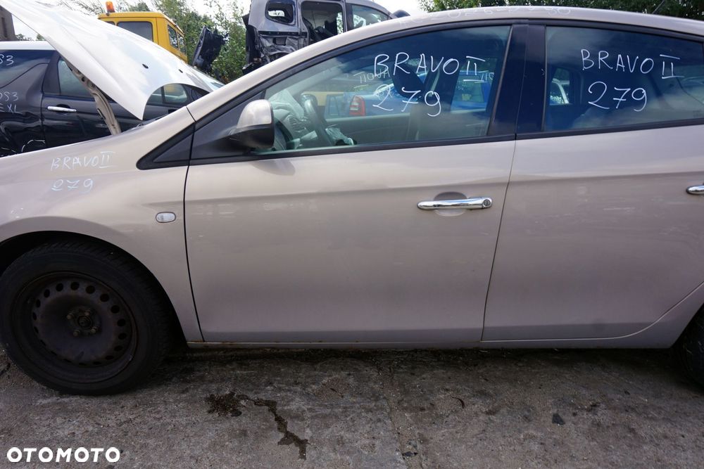 DRZWI PRZEDNIE LEWE BRAVO II 5D HB 279  BEŻOWY FIAT 2007-2014 - 2